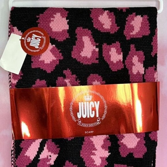 Juicy By Juicy Couture Animal Oblong Cold Weather Scarf NEW NWT pink red black - Picture 7 of 11